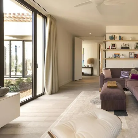Readhostprofile&Scan! Luxury 4-Bedroom Villa With Pool