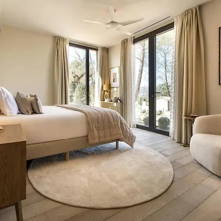 Readhostprofile&Scan! Luxury 4-Bedroom Villa With Pool