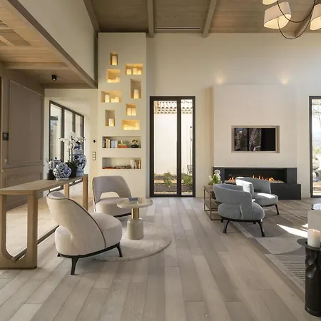 Appartamento Readhostprofile&Scan! Luxury 4-Bedroom Villa With Pool *