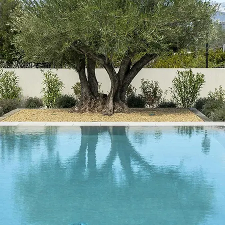 Readhostprofile&Scan! Luxury 4-Bedroom Villa With Pool Gavrelle